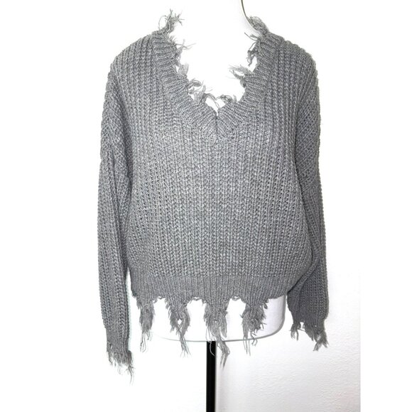Love Tree Distressed Gray Knit V-Neck Cropped Sweater Size L - Picture 1 of 8